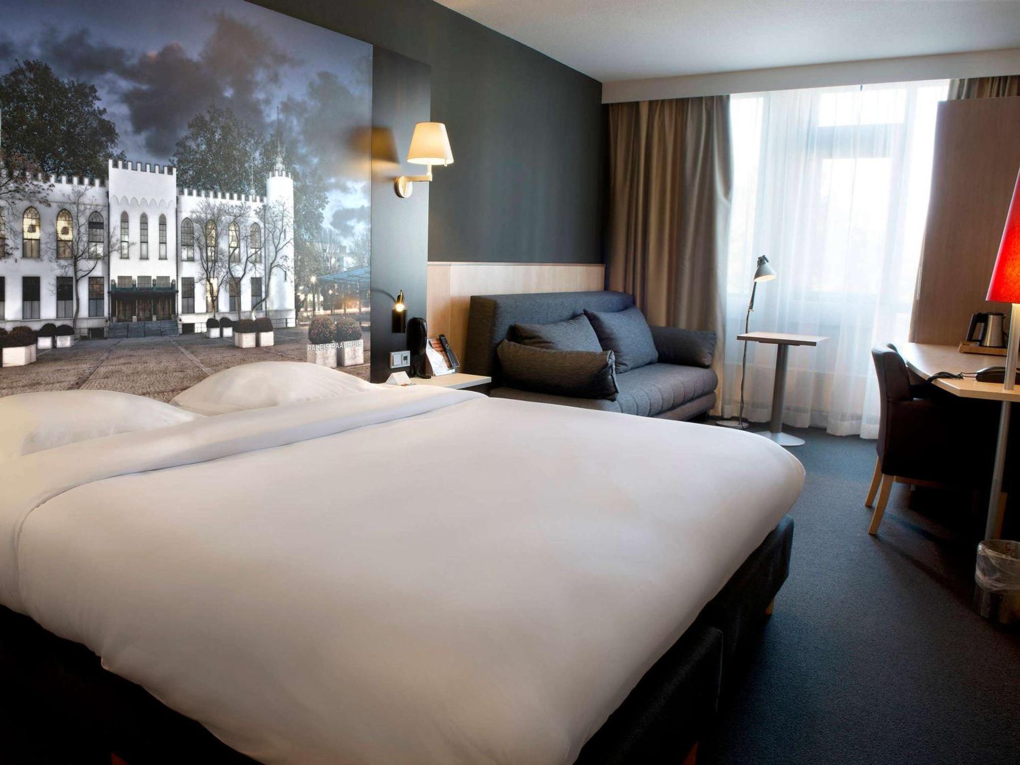Mercure Hotel Tilburg Centrum Exterior photo