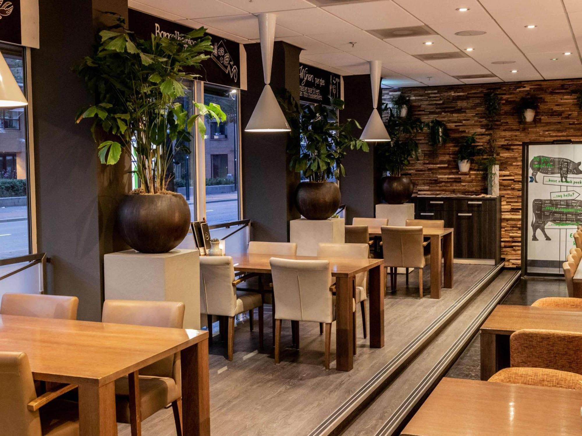 Mercure Hotel Tilburg Centrum Exterior photo