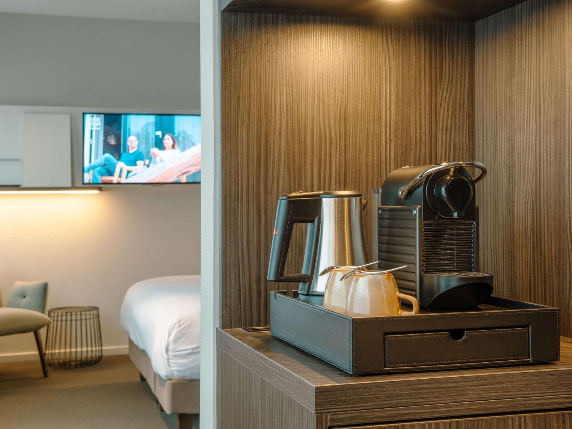 Mercure Hotel Tilburg Centrum Exterior photo